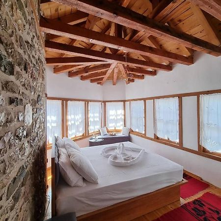 The Heart Of The Bazaar Guest House Gjirokastër 외부 사진