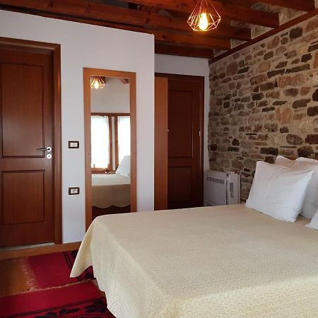 The Heart Of The Bazaar Guest House Gjirokastër 외부 사진