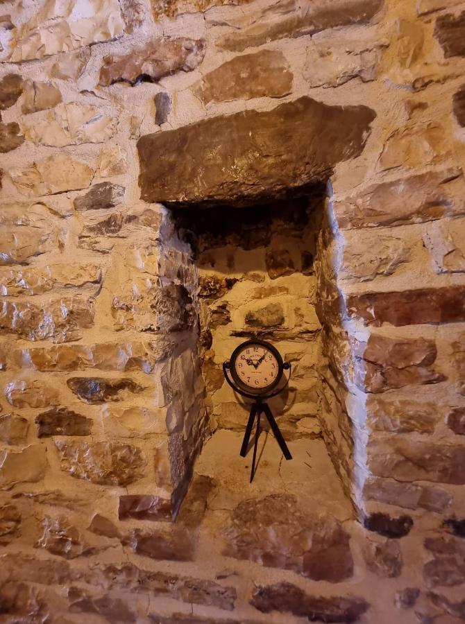 The Heart Of The Bazaar Guest House Gjirokastër 외부 사진